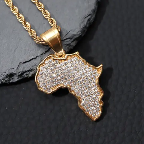 Collier en carte d'Afrique