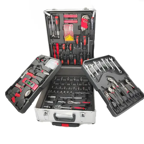 Caisse a outils -Tool box