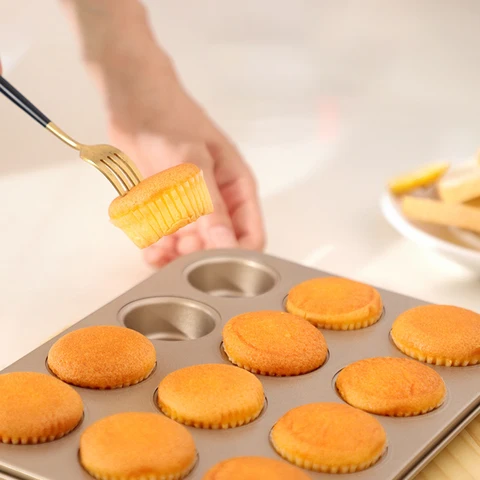 Moule à muffins antiadhésif en acier au carbone noir et marron, 12 trous ustensiles de cuisine