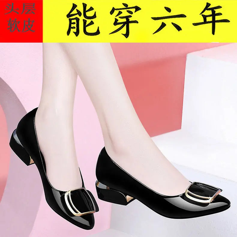 Chaussures en cuir souple pour femmes, chaussures simples polyvalentes à talon moyen, quatre saisons, talon épais, bouche peu profonde, nouvelle collection 2021