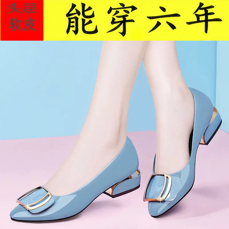 Chaussures en cuir souple pour femmes, chaussures simples polyvalentes à talon moyen, quatre saisons, talon épais, bouche peu profonde, nouvelle collection 2021