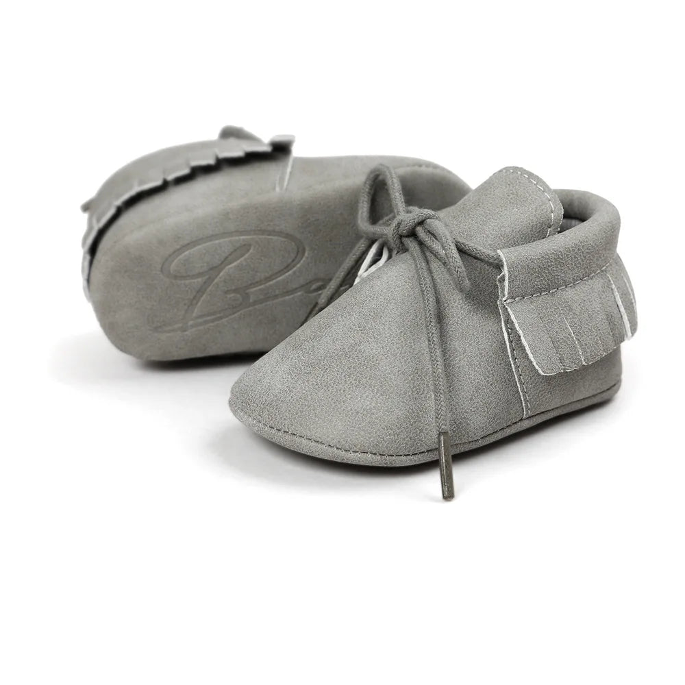 Chaussures bébé nouveau-né infantile garçon fille classique à lacets glands daim Sofe anti-dérapant enfant en bas âge berceau ramper chaussures mocassins 10 couleurs