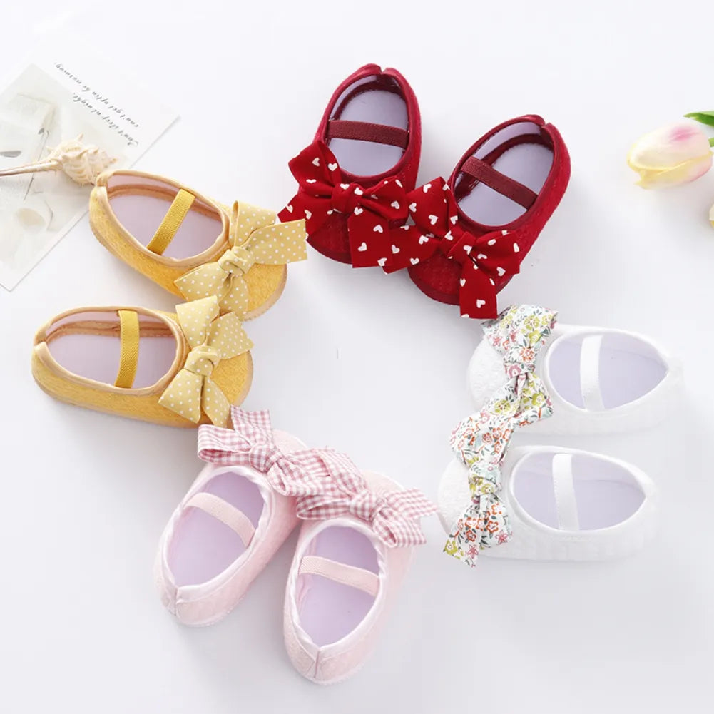 Chaussures mignonnes à nœud papillon avec bandeau pour bébés filles, chaussures souples pour nourrissons et tout-petits, chaussures de princesse imprimées pour premiers marcheurs