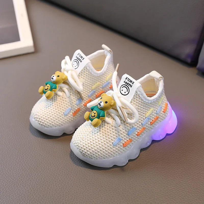 Articles pour bébés, chaussures respirantes et décontractées pour bébés, chaussures éclairées par LED, chaussures de marche pour garçons et filles, nouvelle collection été 2023