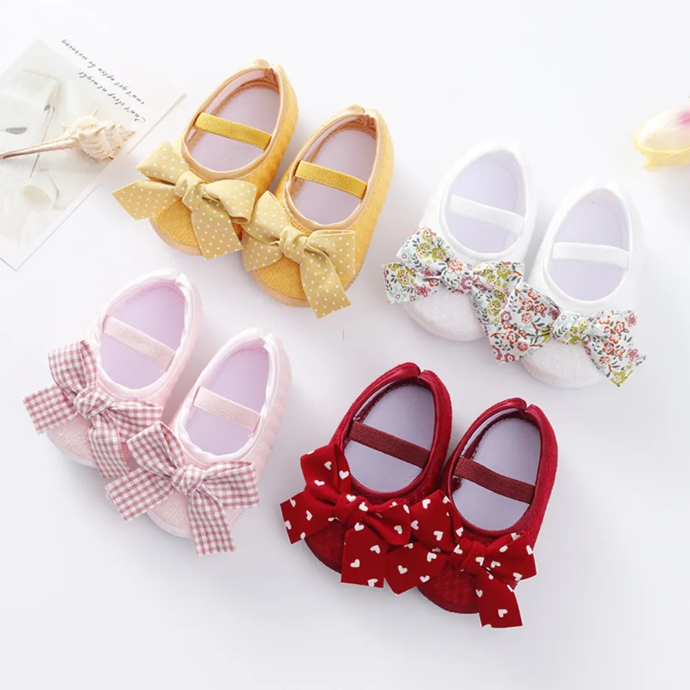 Chaussures mignonnes à nœud papillon avec bandeau pour bébés filles, chaussures souples pour nourrissons et tout-petits, chaussures de princesse imprimées pour premiers marcheurs