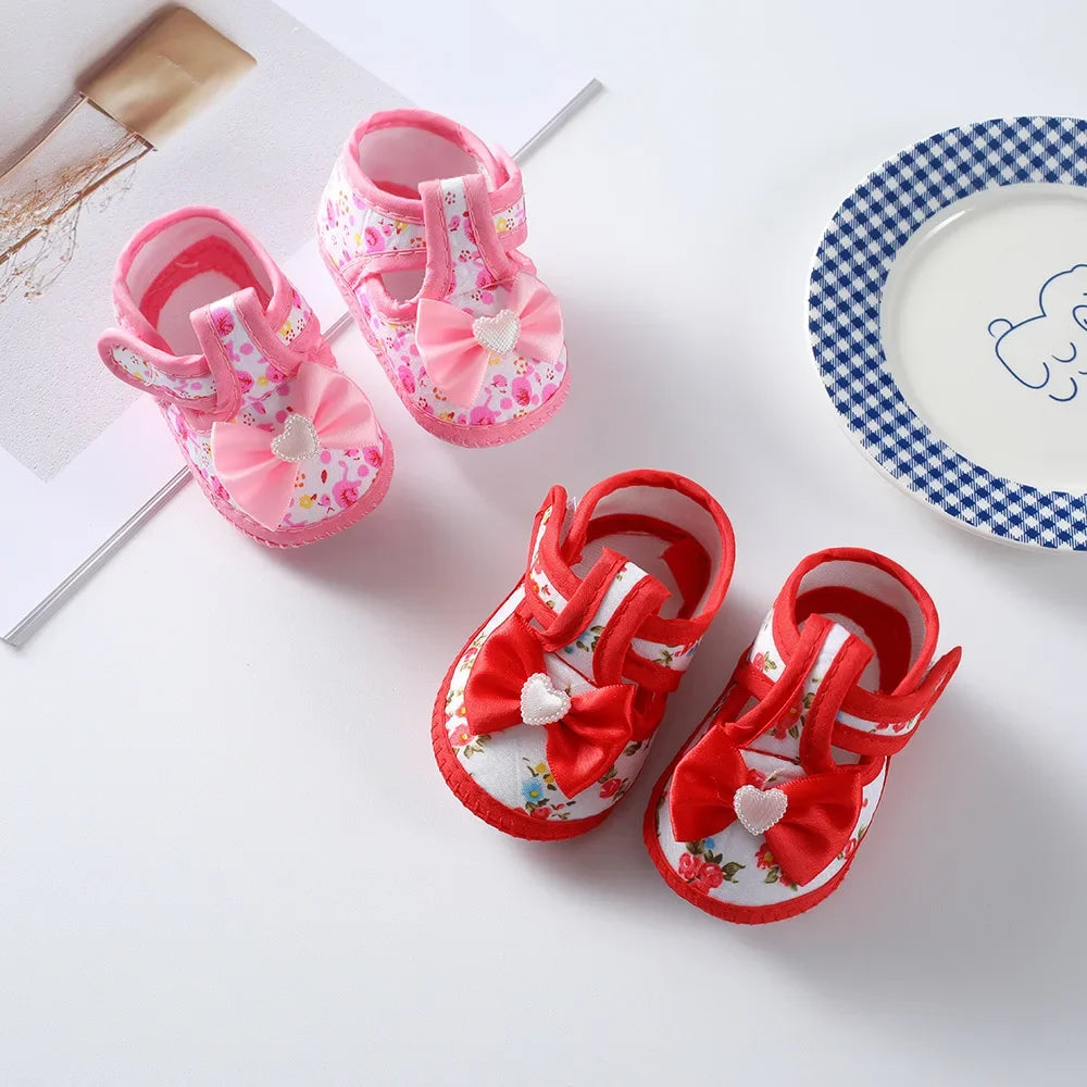 Chaussures de princesse de printemps pour bébé de 0 à 1 an, simples, avec nœud mignon, semelle souple, chaussures de marche pour nouveau-né.