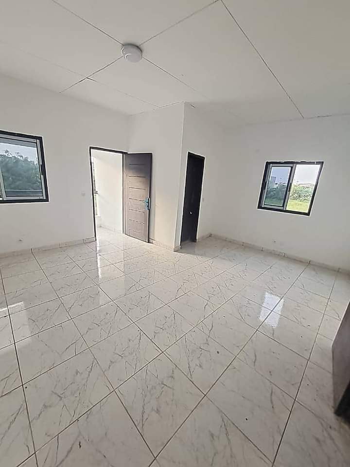 Maison a louer Abidjan Bingerville 5 pièces