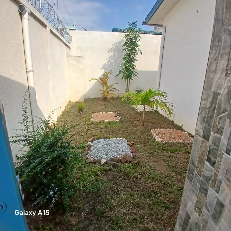 Maison a louer Abidjan Bingerville 5 pièces